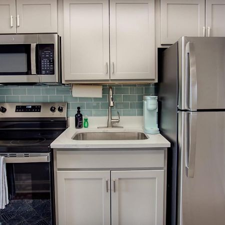 Oceanfront Escape Renovated Suite At Camelot Myrtle Beach Exterior photo